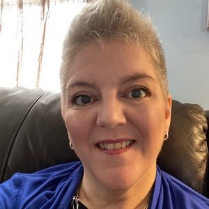 Meet your Posher, Jema